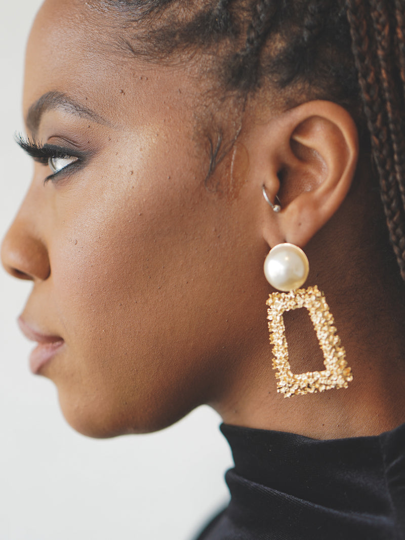 Pearl Drop Earrings - Gold