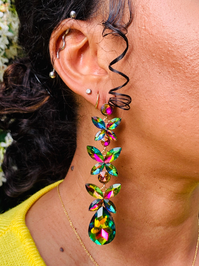 Now You See Me Earrings - Lavish Accessories & Shoe House